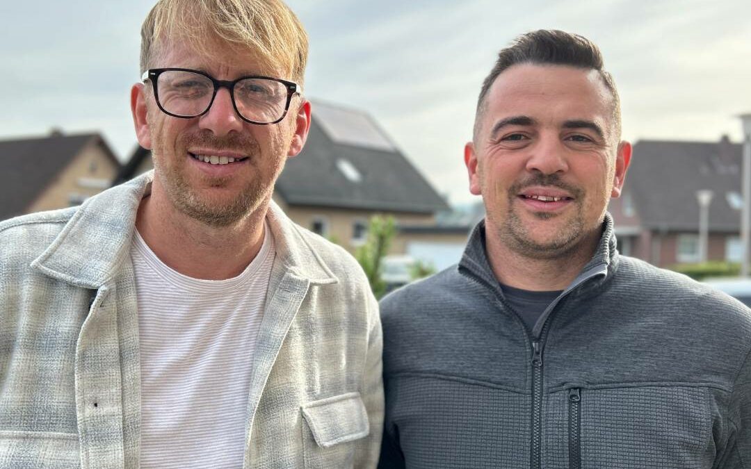 Zwei Brüder starten gemeinsam durch